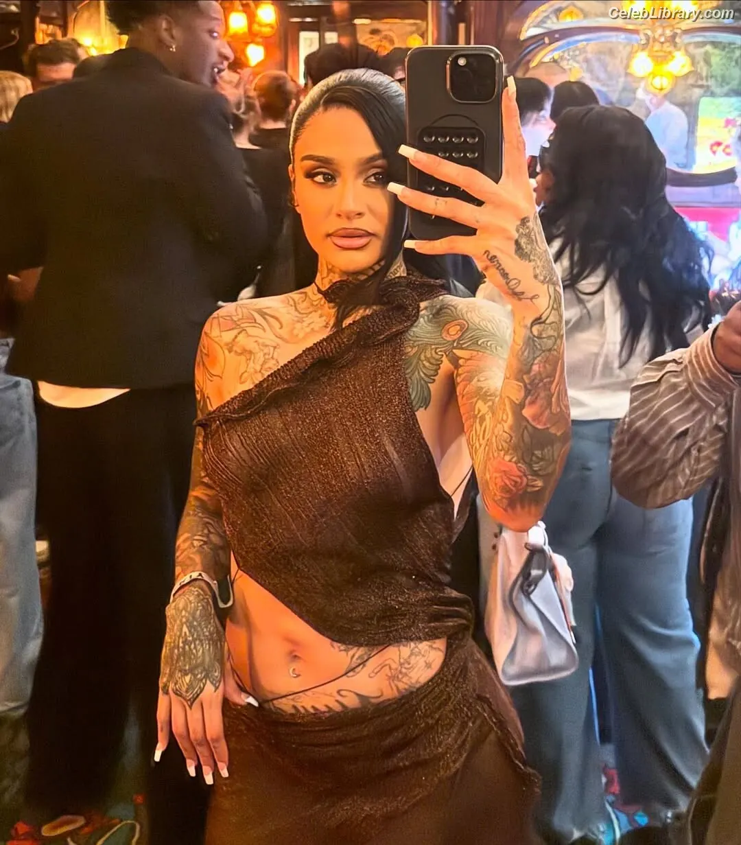 Kehlani photo 8 of 592