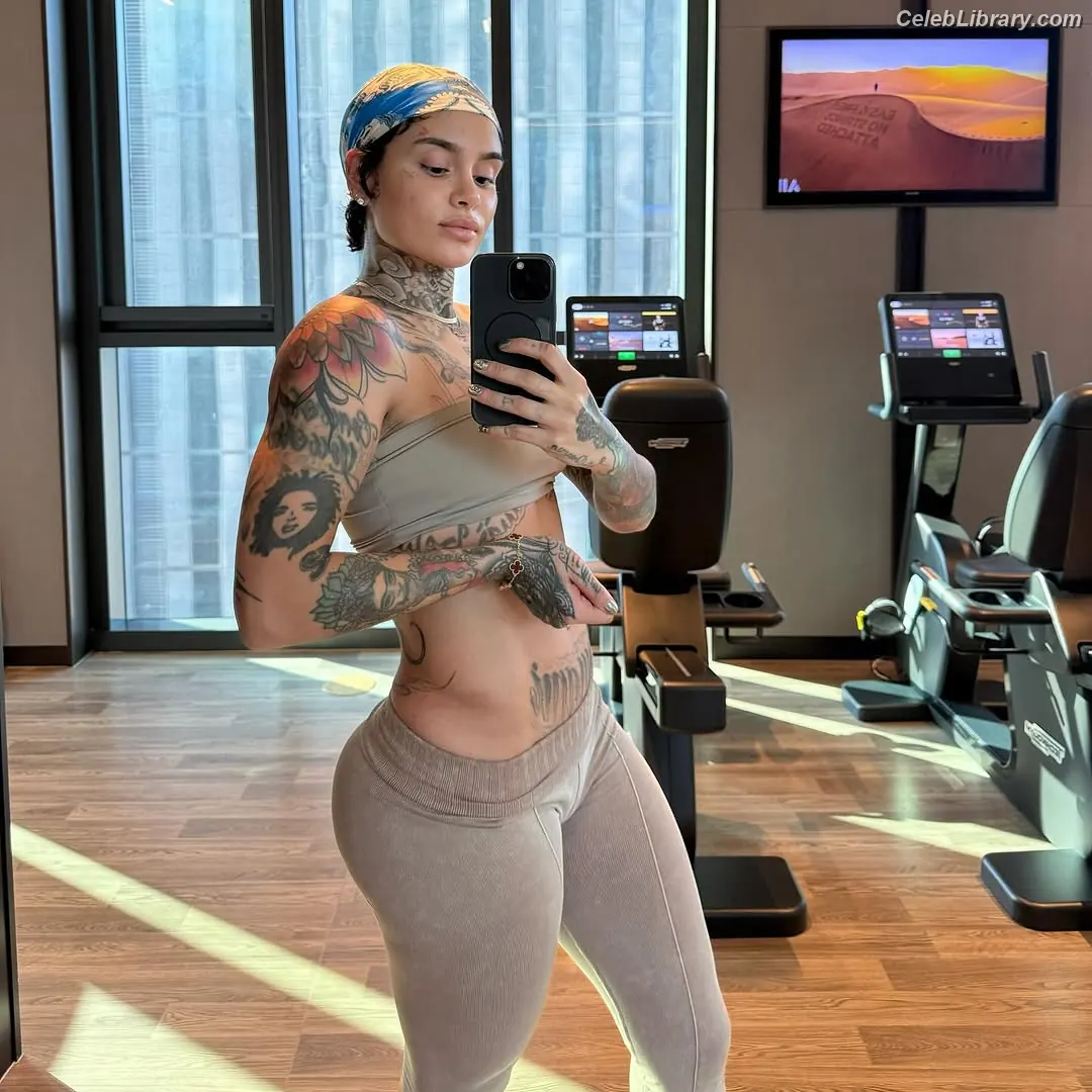 Kehlani photo 16 of 592