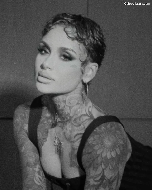 Kehlani photo 1 of 593