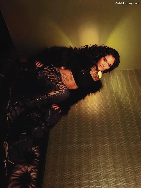 Kehlani photo 15 of 593