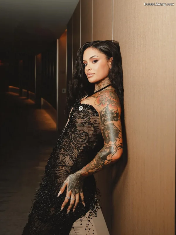 Kehlani photo 10 of 593