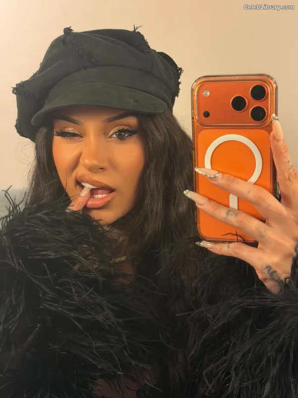 Kehlani photo 20 of 593