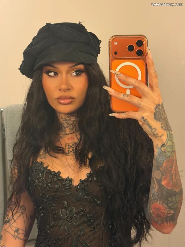 Kehlani photo 21 of 593
