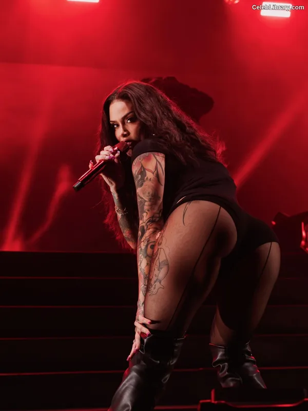 Kehlani photo 19 of 593