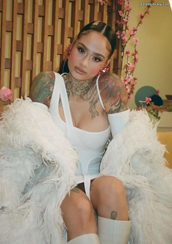 Kehlani photo 17 of 593