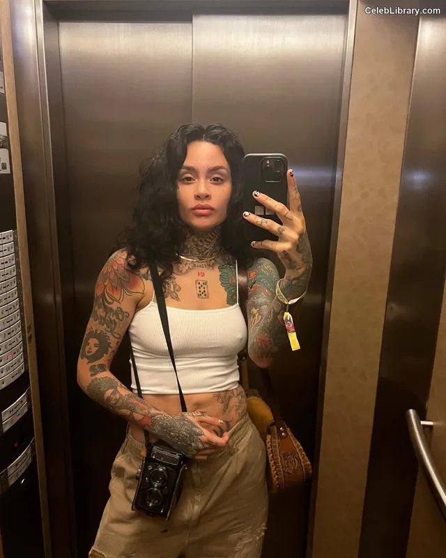Kehlani photo 13 of 593