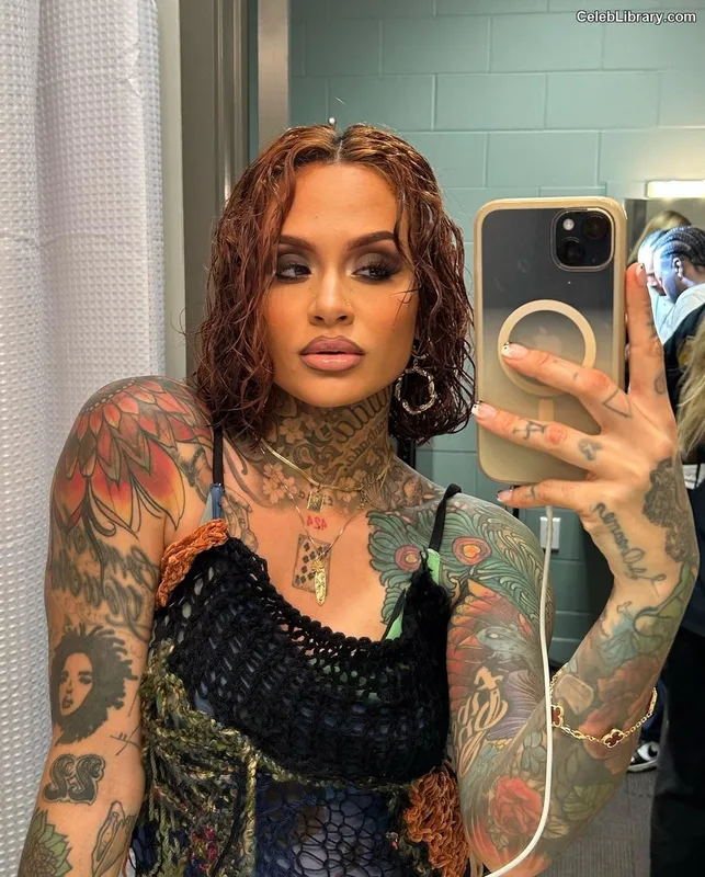 Kehlani photo 12 of 593