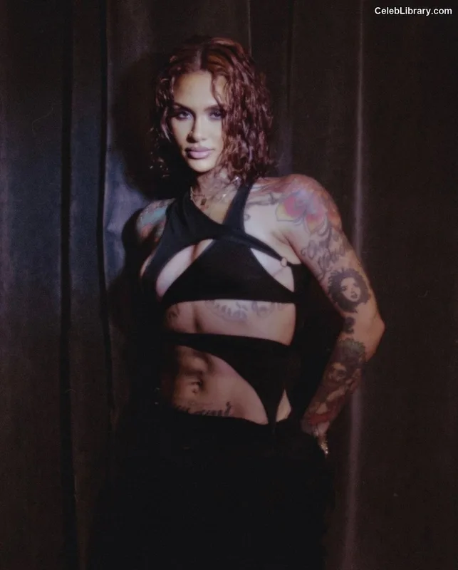 Kehlani photo 15 of 593