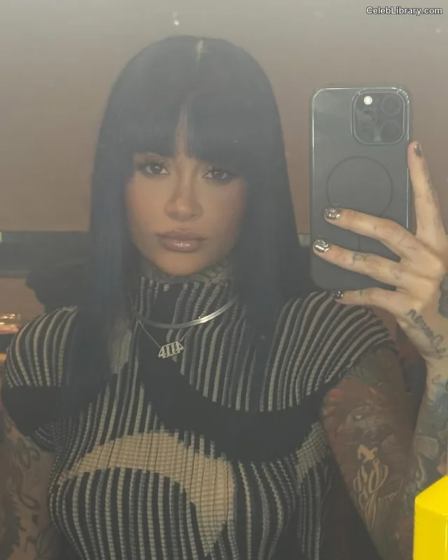 Kehlani photo 1 of 593