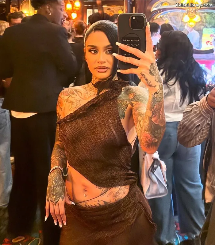 Kehlani photo 13 of 593