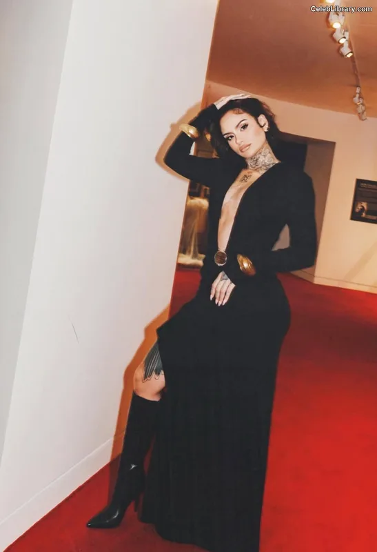 Kehlani photo 18 of 593