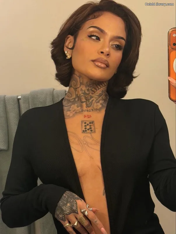Kehlani photo 21 of 593