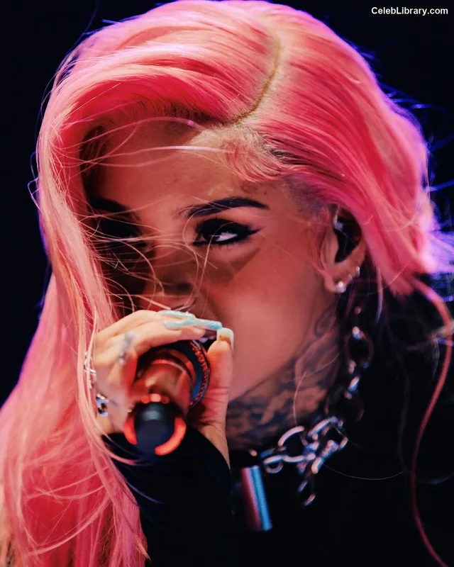 Kehlani photo 18 of 593