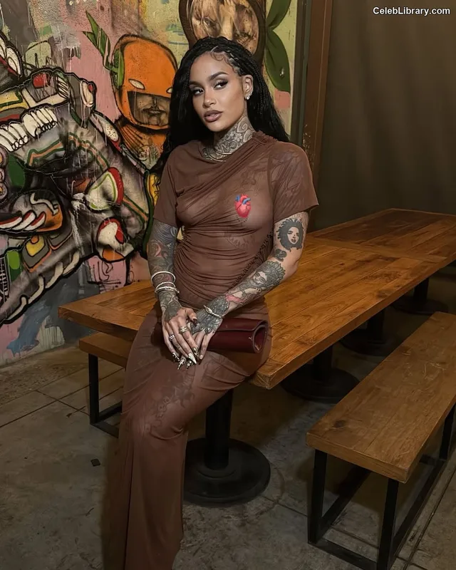 Kehlani photo 1 of 593