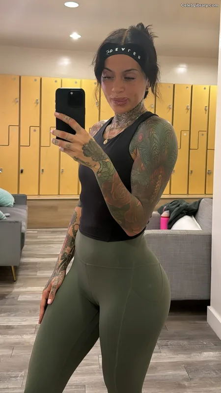 Kehlani photo 19 of 593