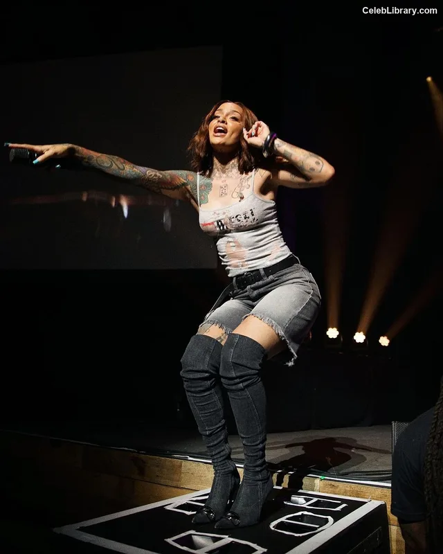 Kehlani photo 21 of 593