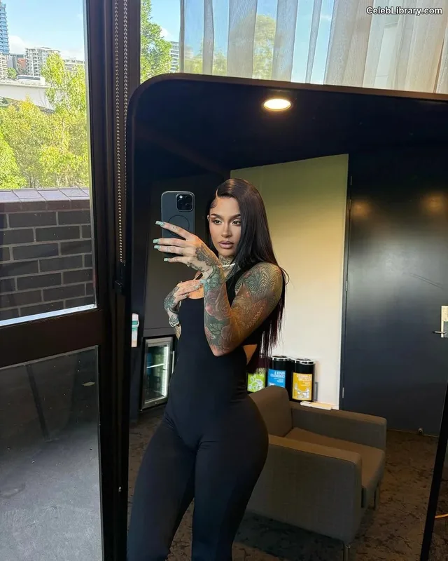 Kehlani photo 4 of 593