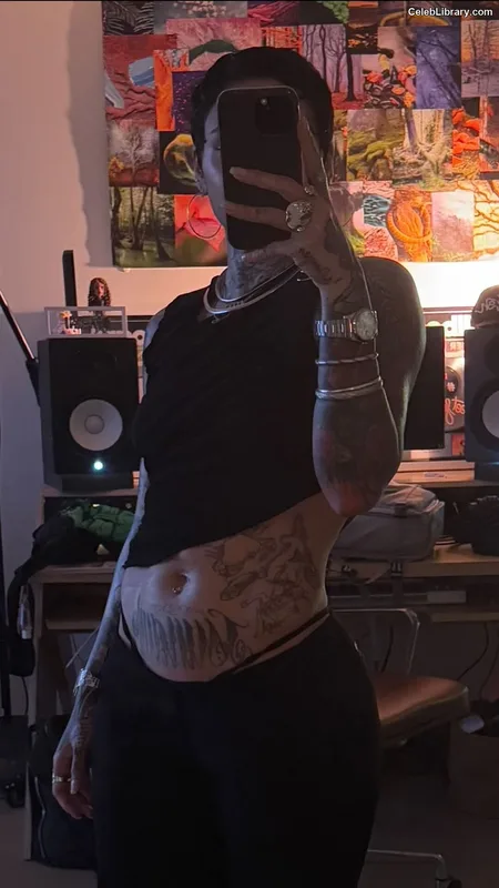Kehlani photo 24 of 593