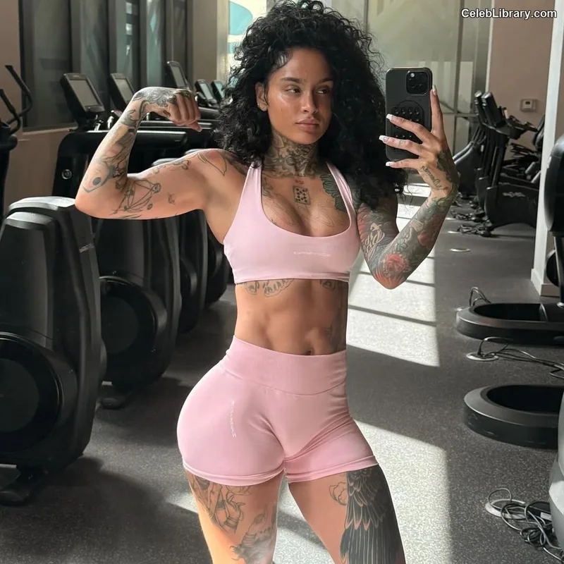 Kehlani photo 7 of 593