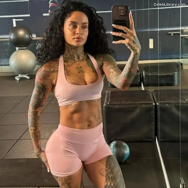 Kehlani photo 8 of 593