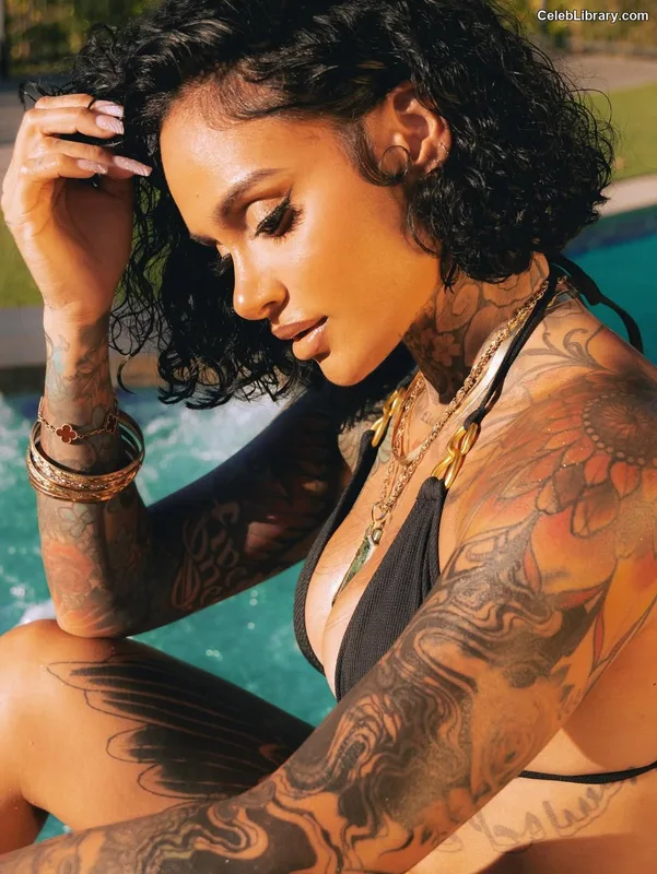 Kehlani photo 10 of 593