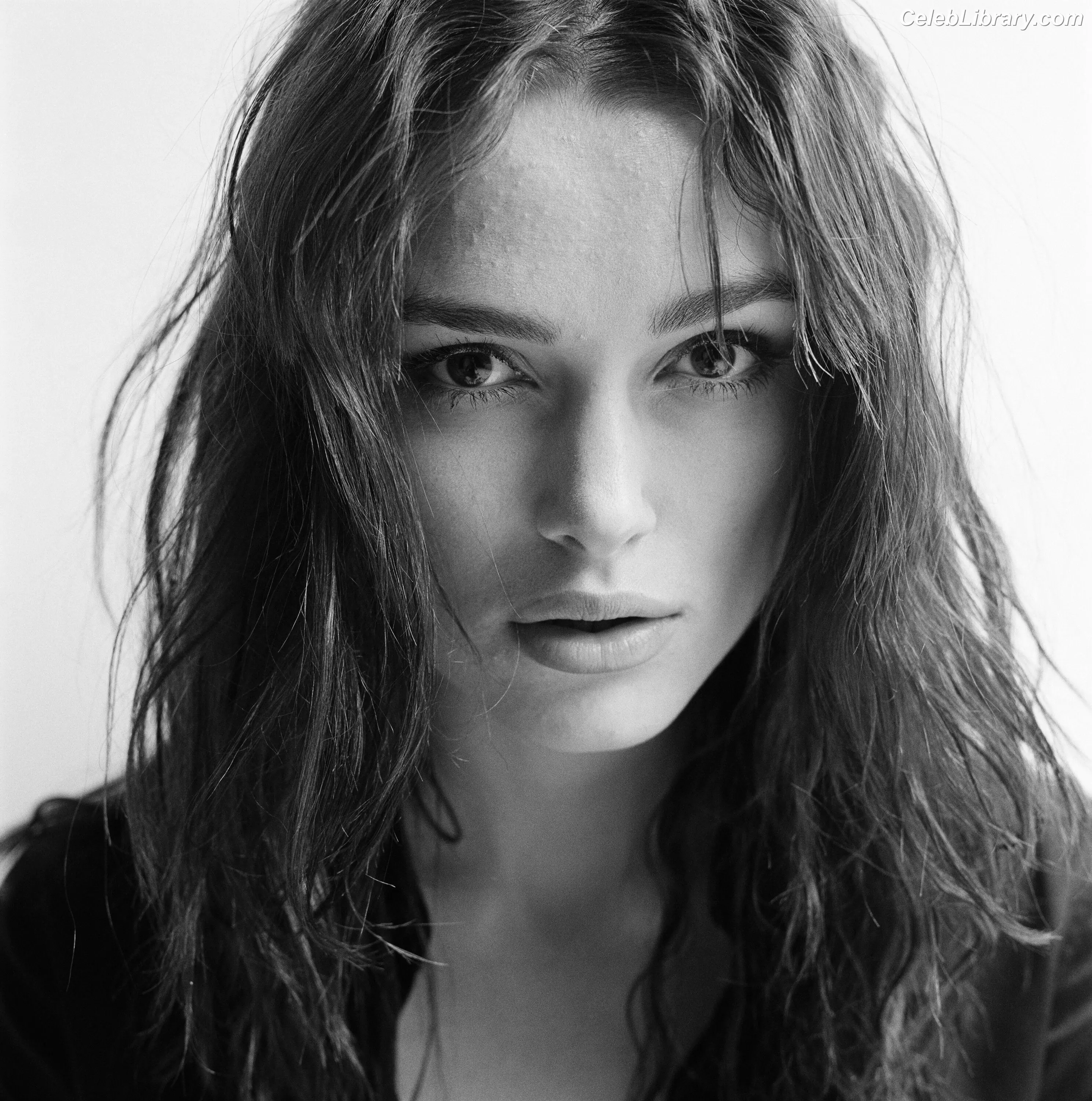 Keira Knightley photo 15 of 493