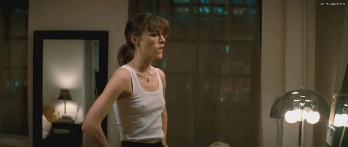 Keira Knightley photo 7 of 493