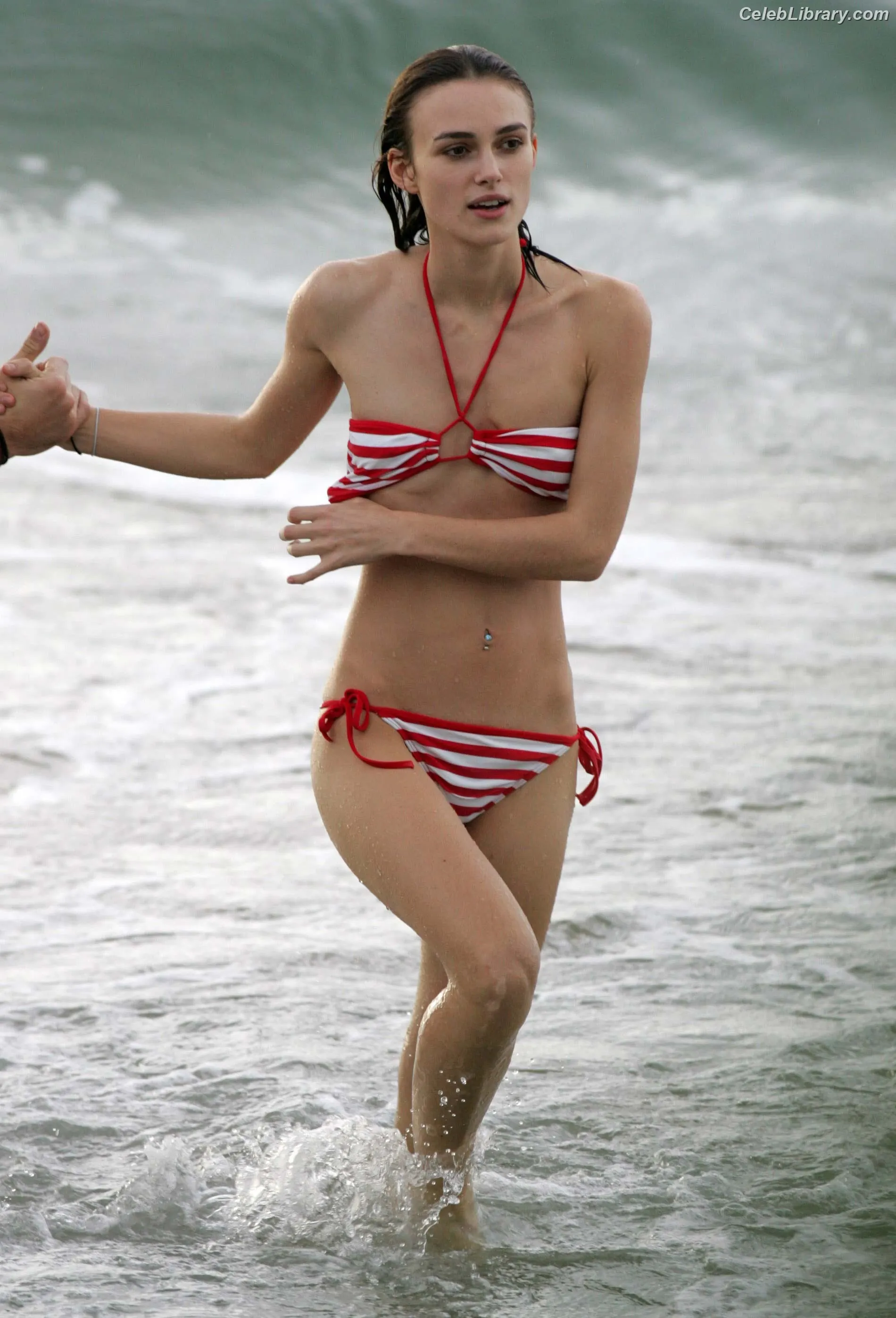 Keira Knightley photo 17 of 493