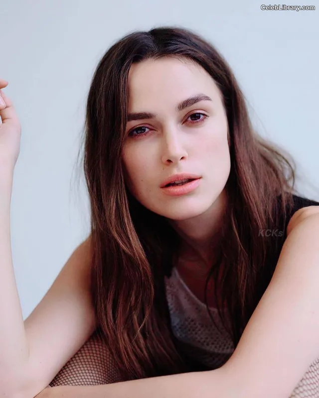 Keira Knightley photo 12 of 490