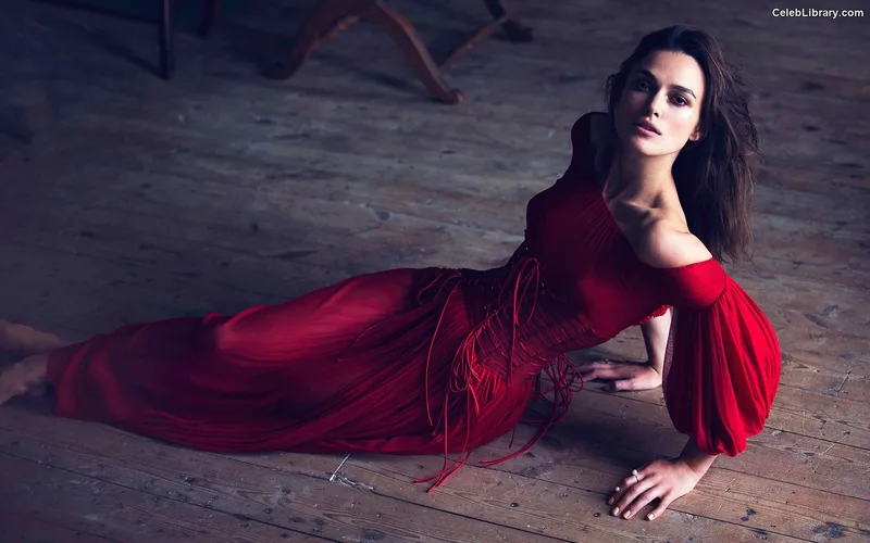 Keira Knightley photo 13 of 490