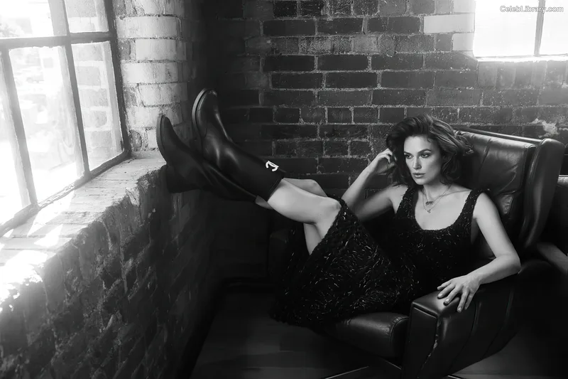 Keira Knightley photo 19 of 490