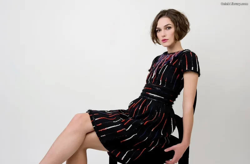 Keira Knightley photo 21 of 490