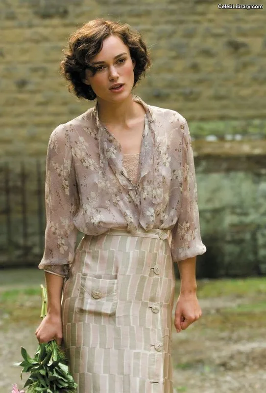 Keira Knightley photo 7 of 490