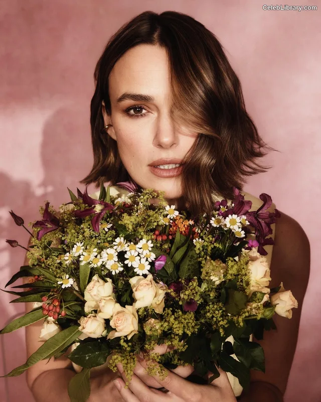 Keira Knightley photo 21 of 490