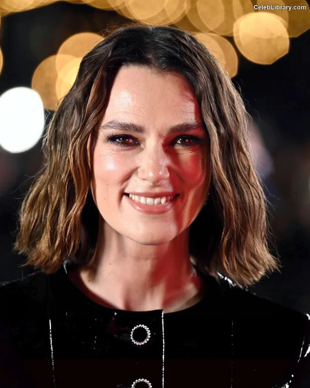 Keira Knightley photo 6 of 490