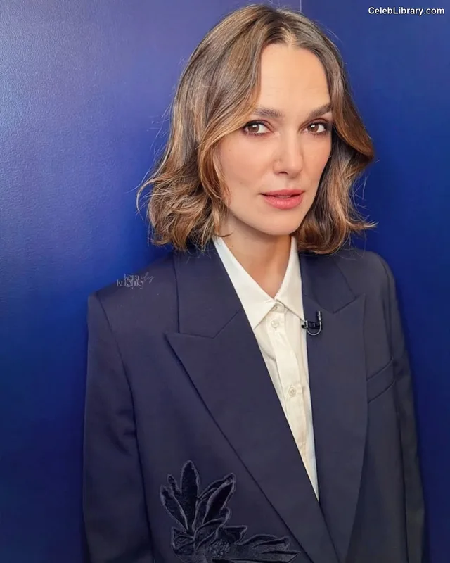 Keira Knightley photo 19 of 490