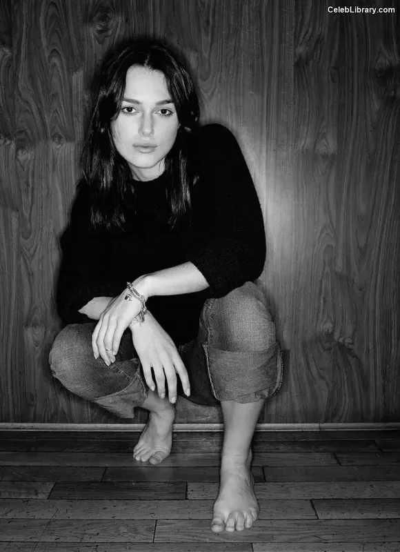 Keira Knightley photo 1 of 490