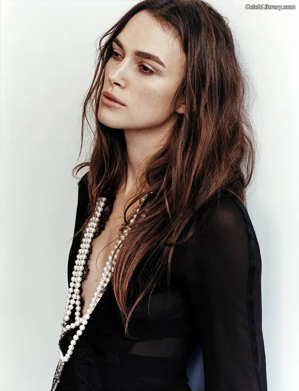 Keira Knightley photo 5 of 490