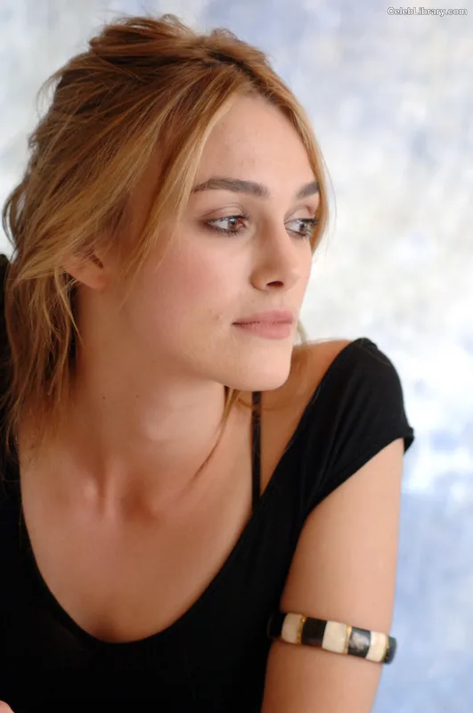Keira Knightley photo 23 of 490
