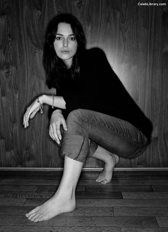 Keira Knightley photo 2 of 490