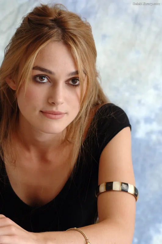 Keira Knightley photo 4 of 490