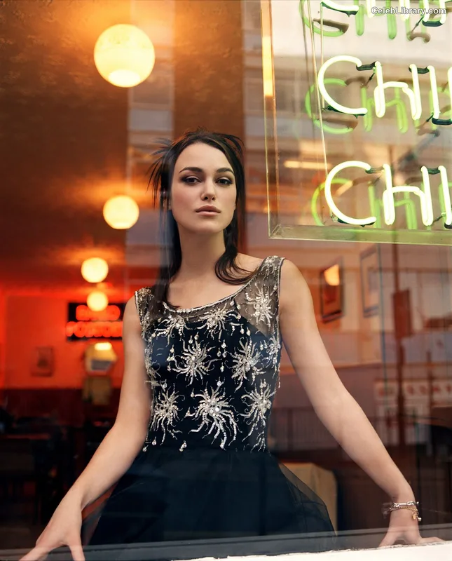 Keira Knightley photo 12 of 490