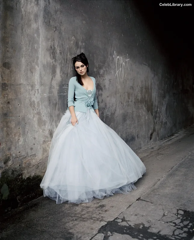 Keira Knightley photo 14 of 490