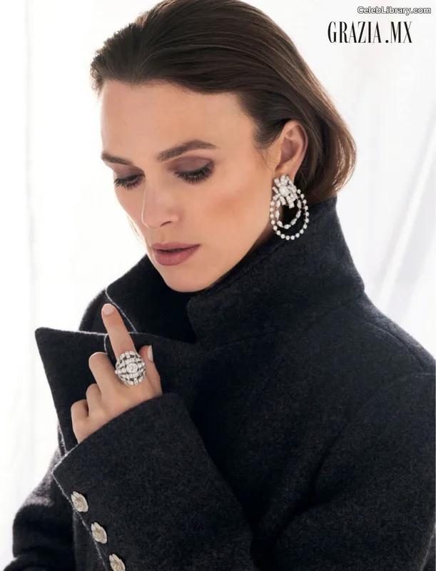 Keira Knightley photo 24 of 490