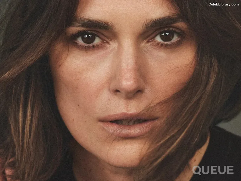 Keira Knightley photo 23 of 490