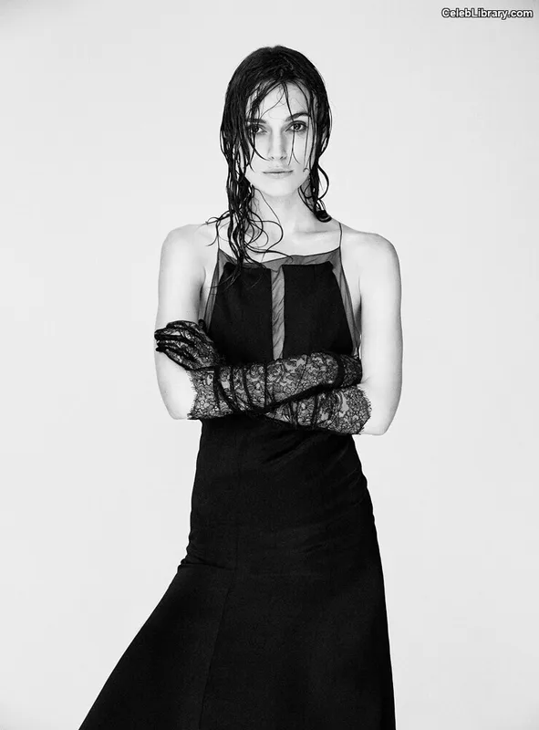 Keira Knightley photo 11 of 490