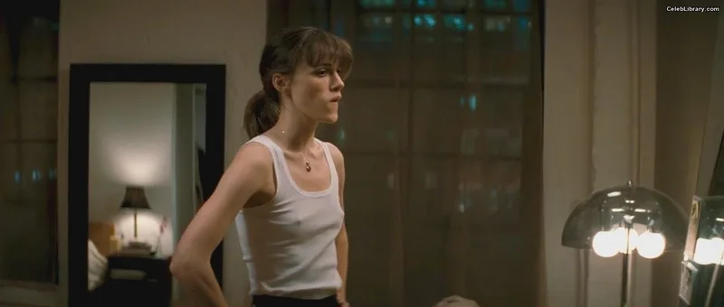 Keira Knightley photo 22 of 490