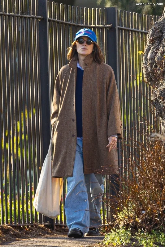 Keira Knightley photo 14 of 490