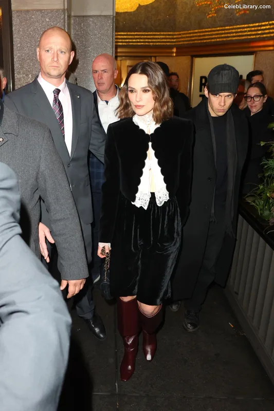 Keira Knightley photo 21 of 490