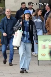 Keira Knightley photo 5 of 490